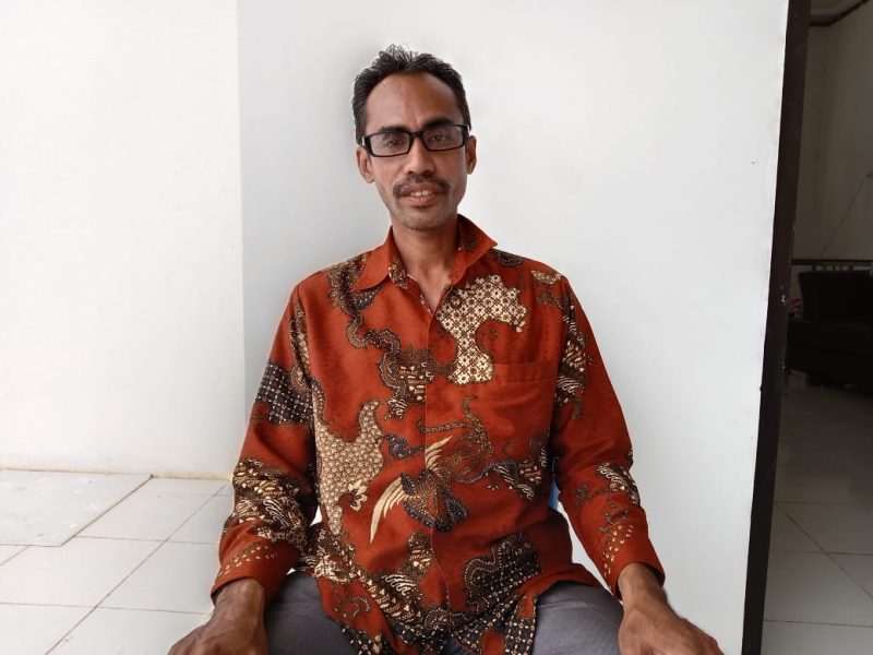 Pendeta Gereja Bethel Indonesia (GBI) Nada, Desa Eimau, Kecamatan Sabu tengah, Imanuel Riwu Wadu / Dok Bidang Media dan Komunikasi Publik DPW Nasdem NTT