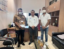 Endry Wardono Serahkan Bantuan Bank NTT Untuk Pembangunan Gereja GMIT Kharisma Penfui