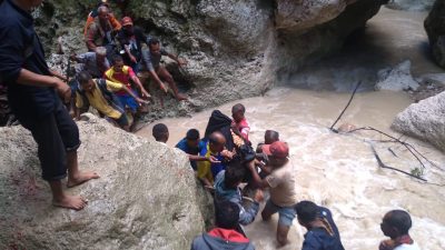 Sebrang Sungai Saat Hujan, Wanita di TTS Tewas Terseret Banjir