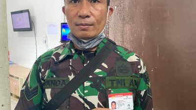 Tingkatkan Solidaritas, Sat Lantas Polres Kupang Kota bantu pembuatan SIM kolektif bagi anggota TNI