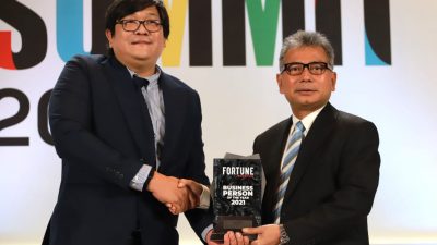 Inovatif Dorong Transformasi, Direktur Utama BRI Sunarso Dinobatkan sebagai Business Person of the Year