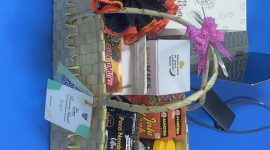 Goody Bag berisi aneka produk UMKM, yang siap dipajang pada meja VVIP saat upacara memperingati hari lahir Pancasila, Rabu (1 Juni 2022) di Lapangan Pancasila Ende. Presiden RI, Joko Widodo akan tampil sebagai inspektur upacara.Foto: HUMAS BANK NTT