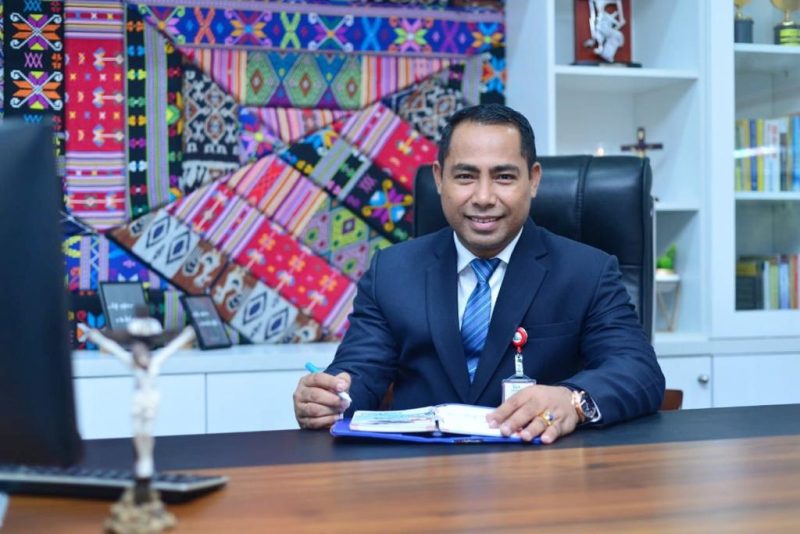 Direktur Dana & Treasury Bank NTT Yohanis Landu Praing