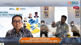 JAKARTA -- Menteri Pertanian Syahrul Yasin Limpo dan Direktur Hubungan Kelembagaan BNI Sis Apik Wijayanto Webinar Nasional: Antisipasi Krisis Pangan Global BNI Corpu, Kamis (21/7/2022).  BNI berkomitmen memberikan perhatian khusus pada ketahanan pangan dengan terus mendorong fasilitas pembiayaan yang berkelanjutan terutama di sektor pertanian.Foto Dok BNI
