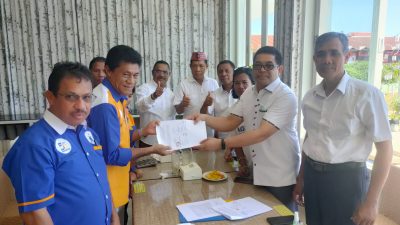 PKS Dengan Tim Ad Hock, Kopdit Obor Mas Salurkan KUR Pasca Panen Penggemukan Sapi Bagi 60 Orang Peternak di Kabupaten Kupang dan Malaka