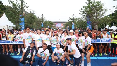 5.000 Pelari Semarakkan BRImo Colourful Run 2022