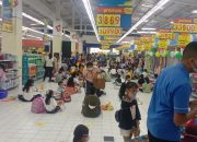 Ratusan Siswa dan PAUD di Kota Kupang Ikut Lomba Mewarnai di Hypermart Bundaran PU 