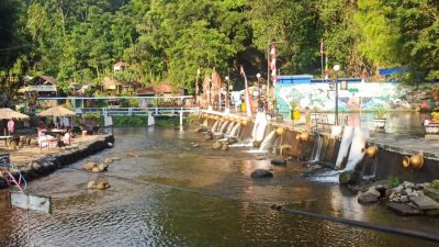 Peduli Lingkungan & UMKM, BRI Peduli Bersihkan Tepi Kali Senjoyo untuk Masyarakat