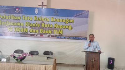 60 Peserta Ikut Pelatihan Tata Kelola Keuangan di Aula TLM, Kerjasama GMIT Klasis Kota Kupang, FE UKAW Kupang dan Bank TLM