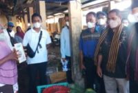 Kunker di Flotim, Gubernur VBL Beli Garam Pakai QRIS Bank NTT