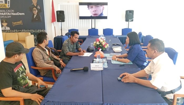 Hari Pertama Buka Pendaftaran, Lima Kandidat Cakada Ambil Formulir di DPW Nasdem NTT