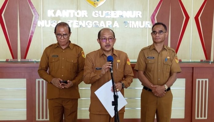 Pemerintah Serahkan SK Pengangkatan ASN Guru PPPK