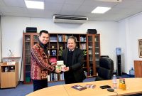Randy Fransisco Lopez dalam satu kunjungan bisnis ke Benua Eropa. Ia Bertandang ke Kedubes Jerman. Pada saat itu ia mempromosikan produk Pariwisata dan UMKM NTT