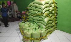 Wanita di Kupang Tukar Beras SPHP Bulog Jadi Beras Cap Jeruk, Dijual Lebih Mahal