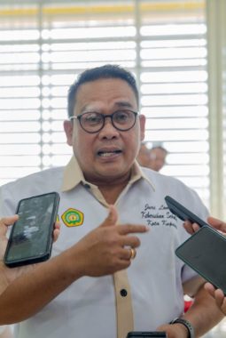 Dihadapan Menteri, Prof. Apris Adu Paparkan Strategi Transformasi Undana Dari Kampus ke Ekonomi Sosial 