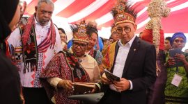 Menteri Kebudayaan Republik Indonesia, Fadli Zon ketika membuka Indonesia Pacific Cultural Synergy (IPACS) 2025, yang berlangsung di Kota Kupang, Provinsi NTT. Foto: Biro Apim Setda Provinsi NTT