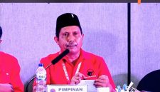 Ketua Dewan Pimpinan Daerah (DPD) PDI Perjuangan NTT, Yunus Takandewa. Foto:tangkapan layar 