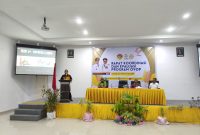Gubernur NTT, Emanuel Melkiades Laka Lena memberikan arahan dalam kegiatan Rapat Koordinasi dan Evaluasi Program yang digelar oleh Dinas Pemberdayaan Masyarakat dan Desa (DPMD) Provinsi NTT, yang berlangsung di Aula Sasando Internasional Hotel, Kupang, 27/11/2025.