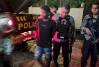 Aparat Kepolisian Kupang Kota dan Piket Ditsamapta Polda NTT amankan Keributan disertai pengancaman menggunakan parang terjadi di Jalan Prof. Dr. Yohanes, Kota Kupang, Minggu (16/11/2025) malam. Foto ; tribaratanewskupang