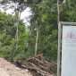 Papan Proyek pengerjaan jalan yang melintasi kawasan KHDTK Oelsonbai
