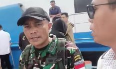Turun Dari Kapal Feri Cepat, Ayah Almarhum Prada Lucky Dijemput Paksa Anggota TNI