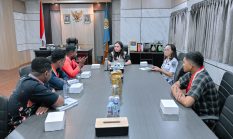 Serena Francis Terima GMNI Kupang, Bahas Isu Perempuan dan Program Ina Kasih