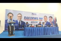 Wakil Ketua Dewan Pimpinan Pusat (DPP) Bidang Hubungan Antar Lembaga Partai Amanat Nasional (PAN), Simon Petrus Kamlasi (SPK) ketika memberikan arahan dalam Rakorwil DPW PAN NTT yang berlangsung di Kota Kupang