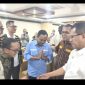 Gubernur NTT, Emanuel Melkiades Laka Lena dan Tenaga Ahli Kemenko Pangan RI, Simon Petrus Kamlasi (SPK) dalam sebuah kegiatan yang diselenggarakan oleh Badan Gizi Nasional (BGN) di Kota Kupang, Jumat, 10/04/2026.