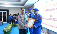 Kapolda NTT Beri Penghargaan kepada Personel Ditpolairud Berprestasi