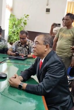 Badeoda Bersikeras Tanah Hibah Provinsial SVD Ende Untuk Keluarga Sadipun adalah Aset Pemda 