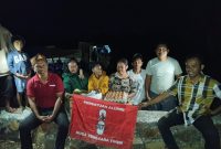 Penyerahan bantuan tanggap bencana untuk warga terdampak gempa Flores di Kabupaten Nagekeo. Bantuan berupa sembako yang berasal dari donasi yang dikumpulkan oleh Posko bencana PA GMNI NTT