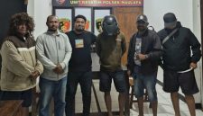 Tim Black Panter Polsek Maulafa, Polres Kupang Kota berhasil mengamankan terduga pelaku pornoaksi di Fatukoa Kota Kupang. Foto : Humas Polsek Maulafa/DL